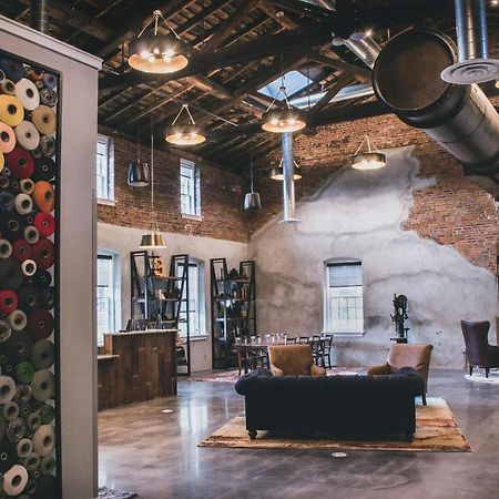 Hotel Millwright Amana Экстерьер фото