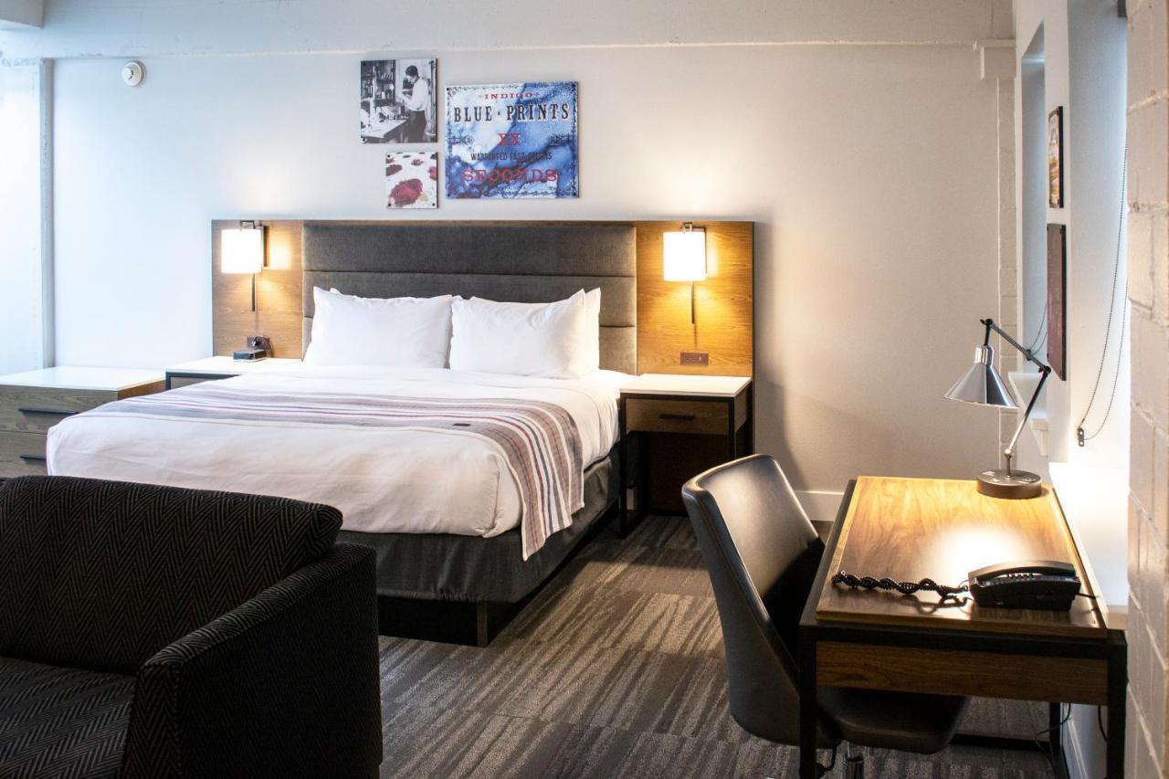 Hotel Millwright Amana Экстерьер фото